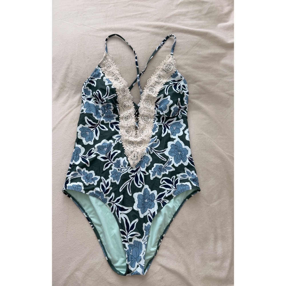 Cupshe One Piece Swimsuit Women XL Green Blue NWT Floral Crochet Lace V-Neck
